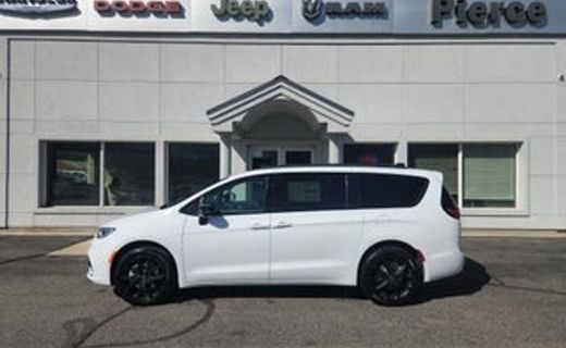 2027 Chrysler Pacifica Select