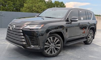 2026 Lexus LX 600 Luxury