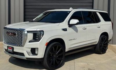 2022 GMC Yukon AT4