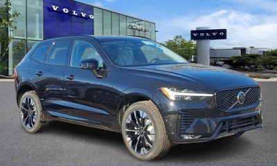 2026 Volvo XC60 Plus Dark