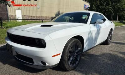 2022 Dodge Challenger SXT