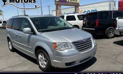 2008 Chrysler Town AND Country Touring Signature