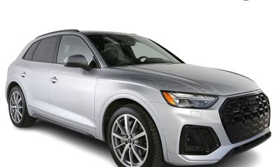 2023 Audi Q5 E S Line Quattro