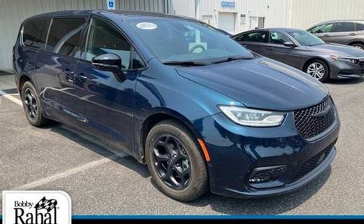 2024 Chrysler Pacifica Select