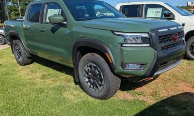 2026 Nissan Frontier SV