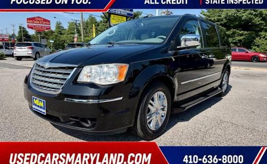 2010 Chrysler Town AND Country RT