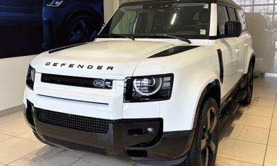 2026 Land Rover Defender 130