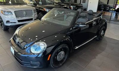 2015 Volkswagen Beetle 1 8T TDI