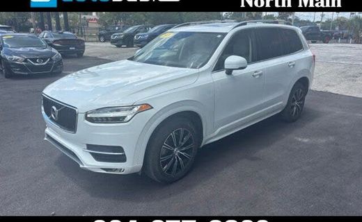 2019 Volvo XC90 Momentum