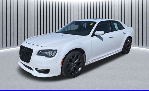 2023 Chrysler 300 Touring L