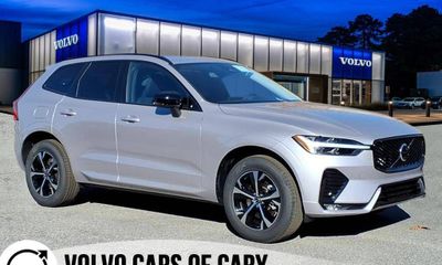 2026 Volvo XC60 Core