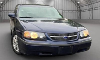 2004 Buick Park Avenue Base