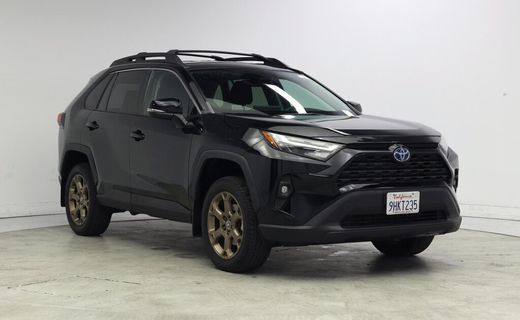 2023 Toyota RAV4 XLE Premium