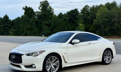 2017 Infiniti Q60 30T Premium Coupe