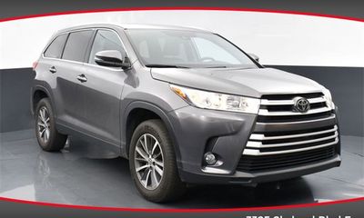 2019 Toyota Highlander SE XLE
