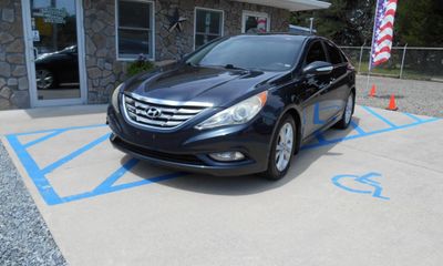 2011 Hyundai Sonata Middle Level