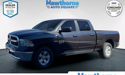 2019 Ram 1500 SLT