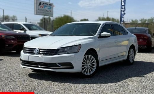 2017 Volkswagen Passat SE