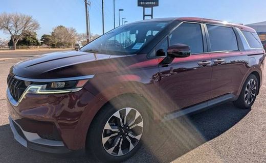 2022 Kia Carnival EX
