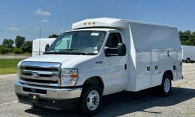 1997 Ford E-350 Base
