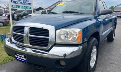 2005 Dodge Dakota SLT Sport