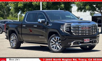 2023 GMC Sierra Denali