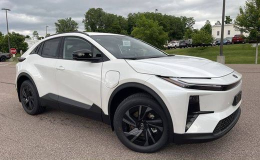 2026 Toyota C-HR SE