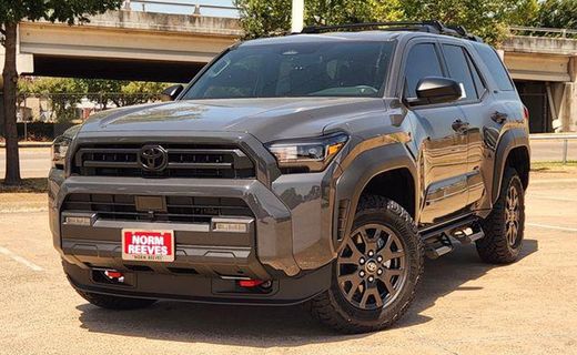 2026 Toyota 4Runner SR5