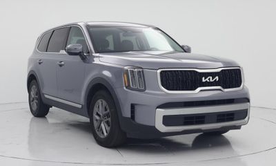 2023 Kia Telluride LX