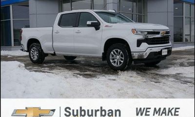 2023 Chevrolet Silverado LT