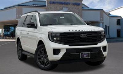 2027 Ford Expedition MAX Active