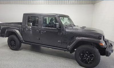 2022 Jeep Gladiator Overland