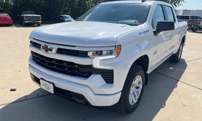 2025 Chevrolet Silverado RST