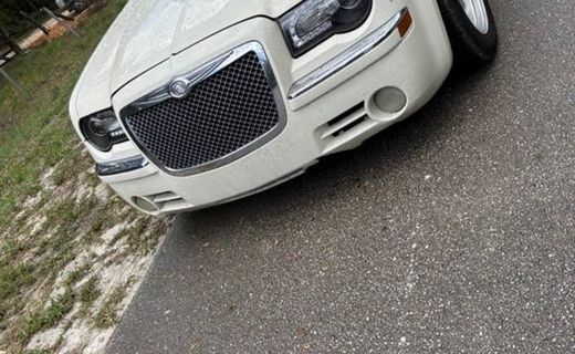 2005 Chrysler 300C Hemi C