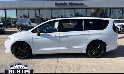 2025 Chrysler Pacifica Limited
