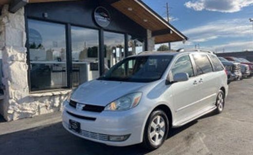2004 Toyota Sienna XLE