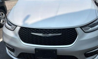 2024 Chrysler Pacifica Pinnacle