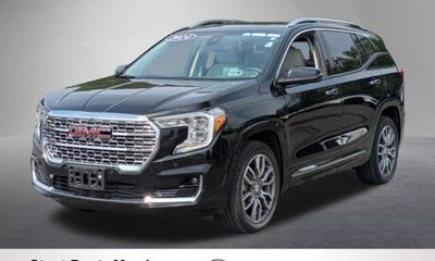 2024 GMC Terrain Denali