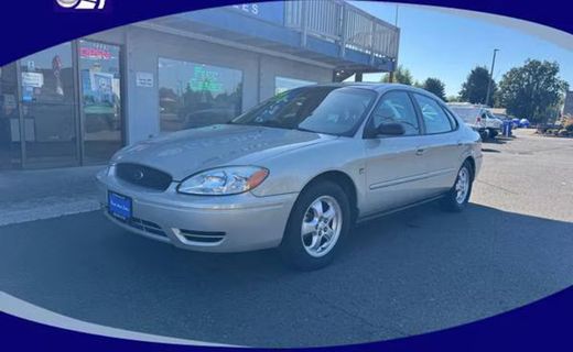2004 Ford Taurus SE