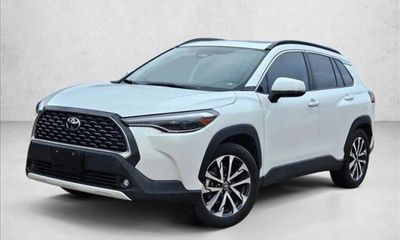 2023 Toyota Corolla Cross XLE