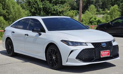 2022 Toyota Avalon XSE