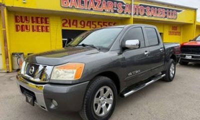 2011 Nissan Titan SV
