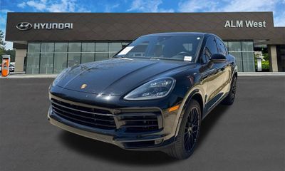 2022 Porsche Cayenne S Coupe