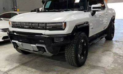 2022 GMC Hummer EV Pickup 3X Edition 1