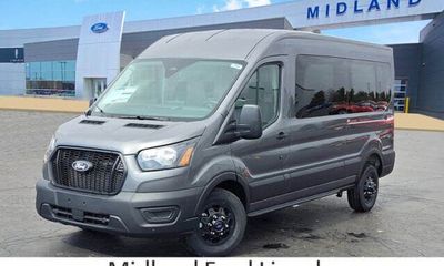 2026 Ford Transit Medium Roof