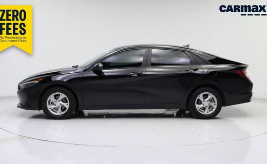 2023 Hyundai Elantra SE