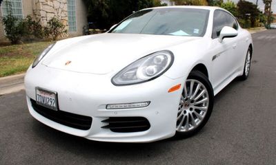 2014 Porsche Panamera S Hybrid