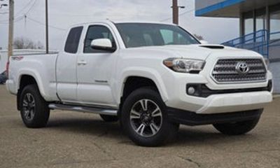 2016 Toyota Tacoma SR SR5