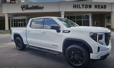 2023 GMC Sierra Elevation