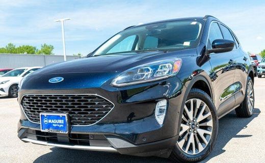 2021 Ford Escape Titanium